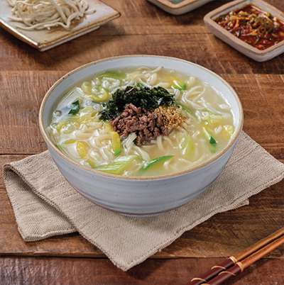 Daegu-style Noodle Soup (Nureun Guksu)